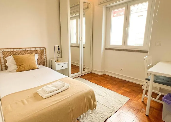 Apartamento My Fair - 4 Bedroom Near Campo Pequeno