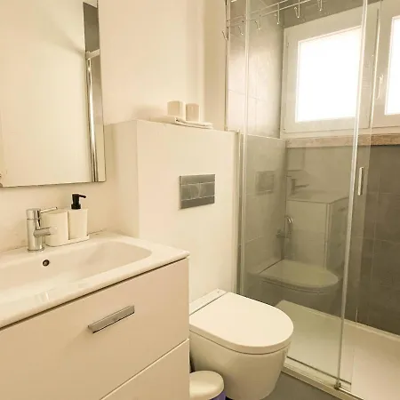 아파트 My Fair - 4 Bedroom Near Campo Pequeno *