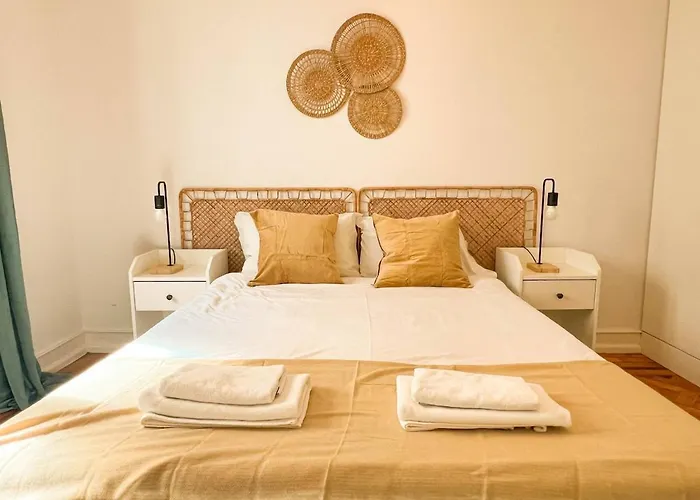 My Fair - 4 Bedroom Near Campo Pequeno 아파트