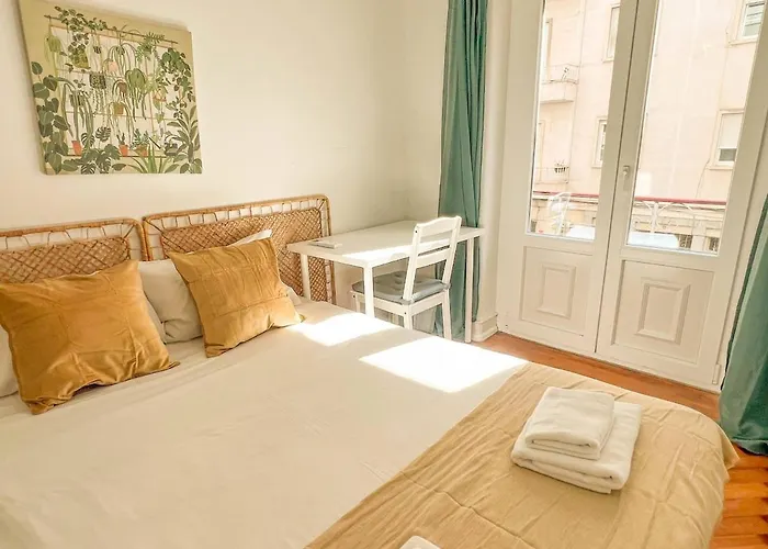 My Fair - 4 Bedroom Near Campo Pequeno *