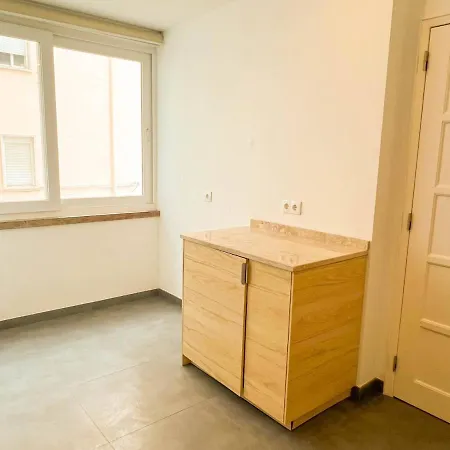 My Fair - 4 Bedroom Near Campo Pequeno Lisbon